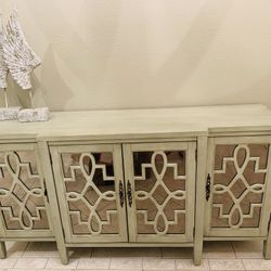Really Beautiful China Hutch