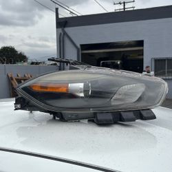 2016 Dodge Dart Halogen Headlight Right Passenger Side