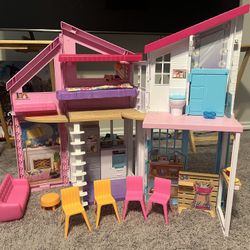 Barbie Malibu House