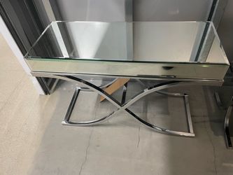 Set of glass tables