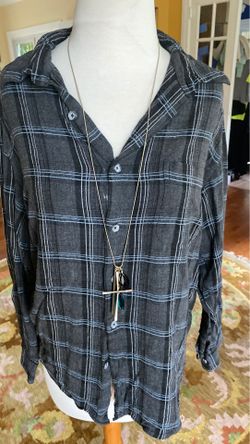 Liz Claiborne designer longsleeve ladies Italian woven size large shirt