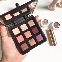 VISEART tryst palette $60