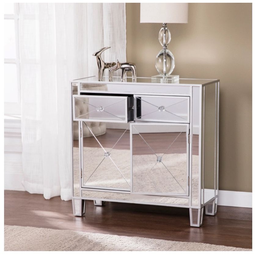 Mirrored Cabinets