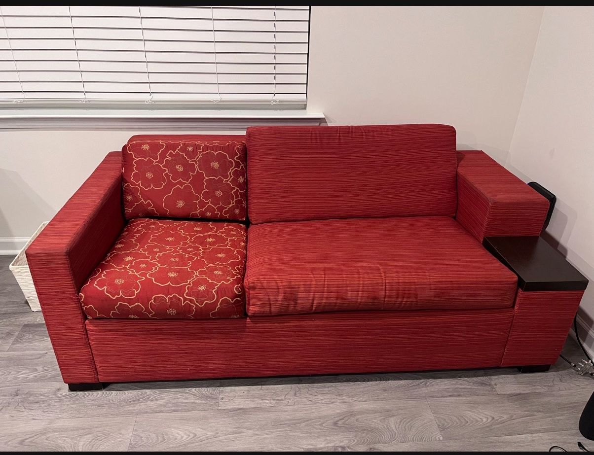 Pull Up Fulton Couch