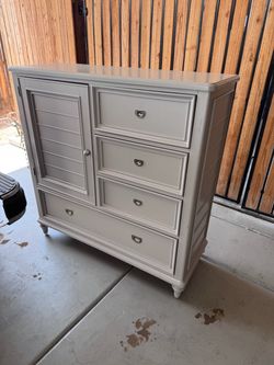 Gray Wood Dresser / Chest of Drawers with Cabinet