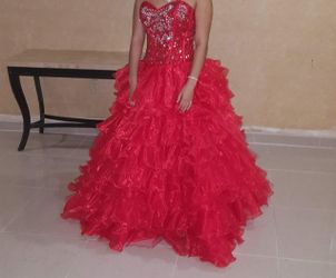 red sweet sixteen/quinceañero dress