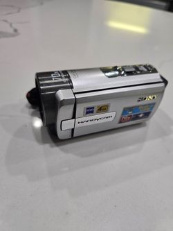 Sony Handycam Camcorder DCR-SX65