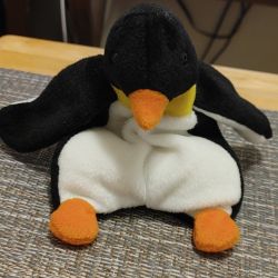 TY BEANIE BABY WADDLE THE PENQUIN