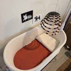 Gently Used Snoo Bassinet With App Subscription