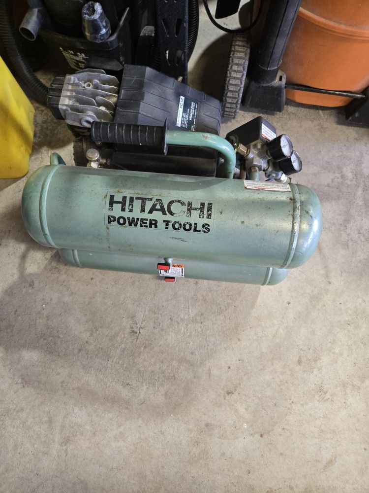Hitachi Compressor