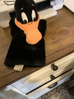 ****DAFFY DUCK PLUSH PUPPET **** - $