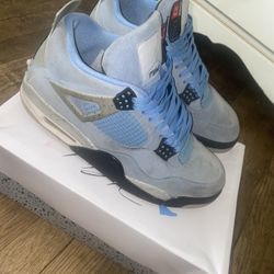 Jordan 4 University Blue 