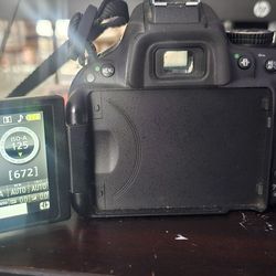 Nikon D5200 
