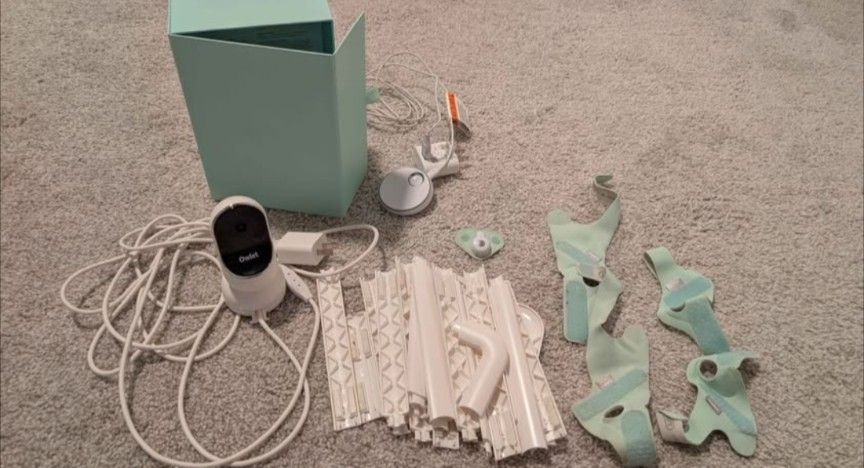 Owlet dream sock and camera (1st Gen) set