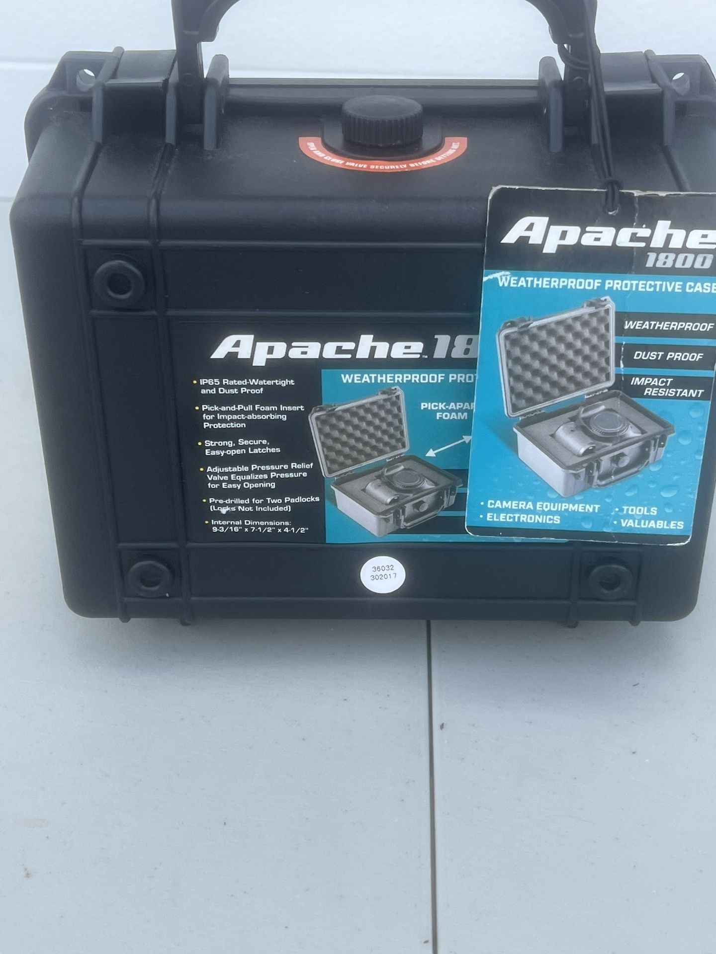 APACHE 1800 Weatherproof Protective Case For Guns, Cameras, Electronics NWT. Minor cosmetic blemishes such as light scratches and scuff marks from sto