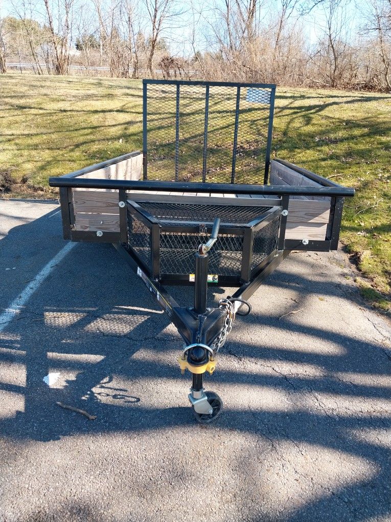 Carry-On Trailer 5.5-ft X 9-ft