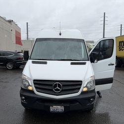 2017 Mercedes-Benz Sprinter 2500