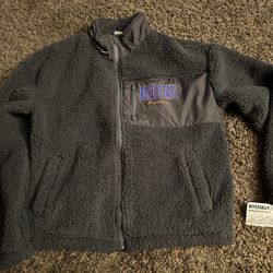 Woman’s Boise State Broncos Sherpa Sweater size Small