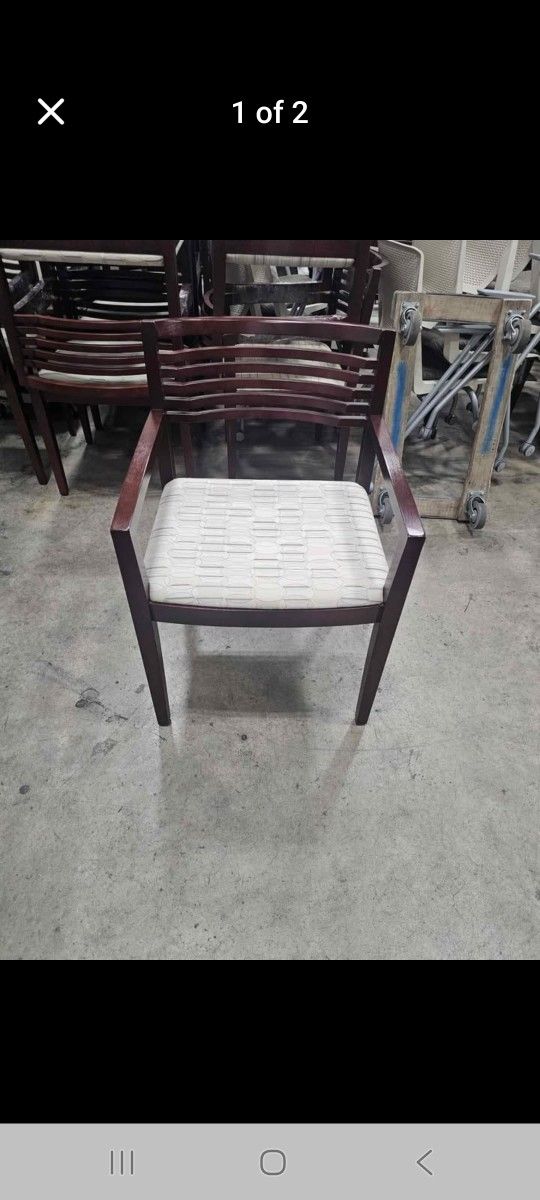 Guest Chair KNOLL Ricchio $45 Each