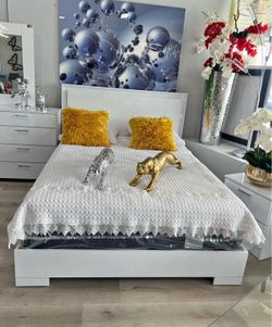 New 4pc bedroom set in box buy now pay later $39 Down no credit needed