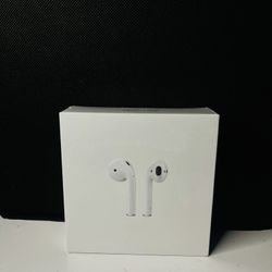 Apple AirPods Wireless Ear Buds, Bluetooth Headphones with Lightning Charging Case Included, Over 24 Hours of Battery Life, Effortless Setup for iPhon