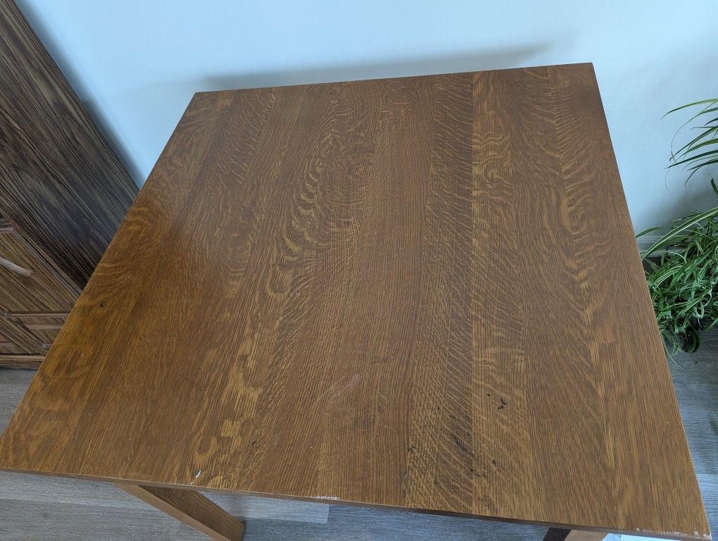Square Table