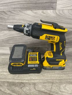 DEWALT DCF630 20V Cordless Brushless Screw Gun (A1D027697)