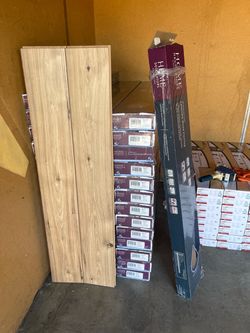 Home Decorators Brookhaven Heights Hickory 10 mm T × 7.6 in. W Waterproof Laminate Flooring (21.06 sq. ft./case)