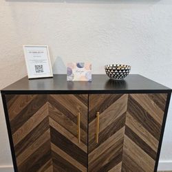 Accent Table