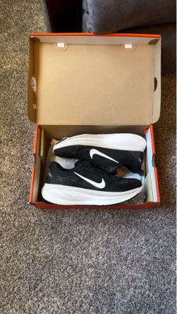 Nike Vomero Running Size 8 Men