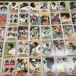 Lot of 50 1980 topps football cards #7