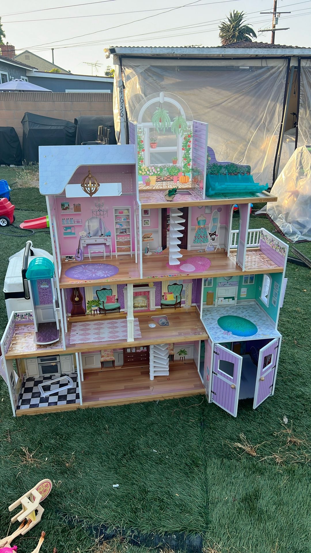 Doll House