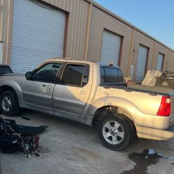 2001-2003 Ford Explorer Sport Trac Engine Transmission Parts