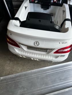 Licensed Mercedes Benz L350 6V Ride on Car