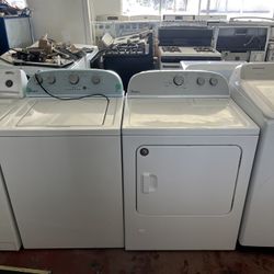 Whirlpool Washer And Gas Dryer (used)