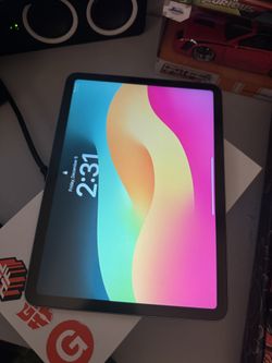 iPad Air 5 With Apple Pencil