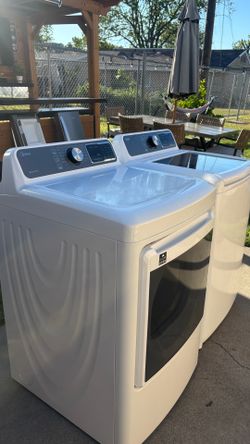 washer and dryer (DRYER IS GAS)
