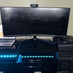 Samsung 34’ Odyssey G5 Ultra Wide