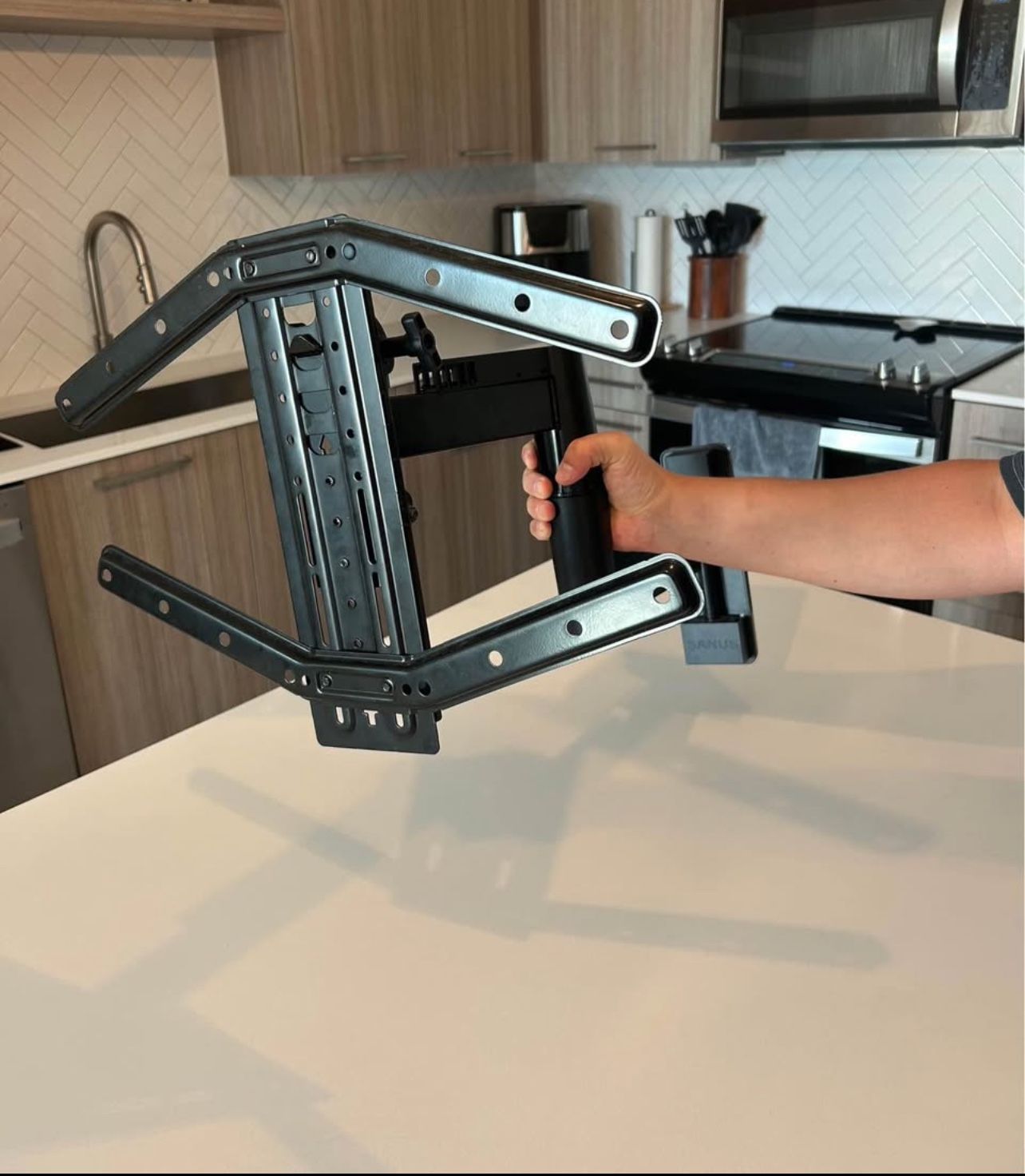 Sanus Full Motion TV Mount for 32-55” TV