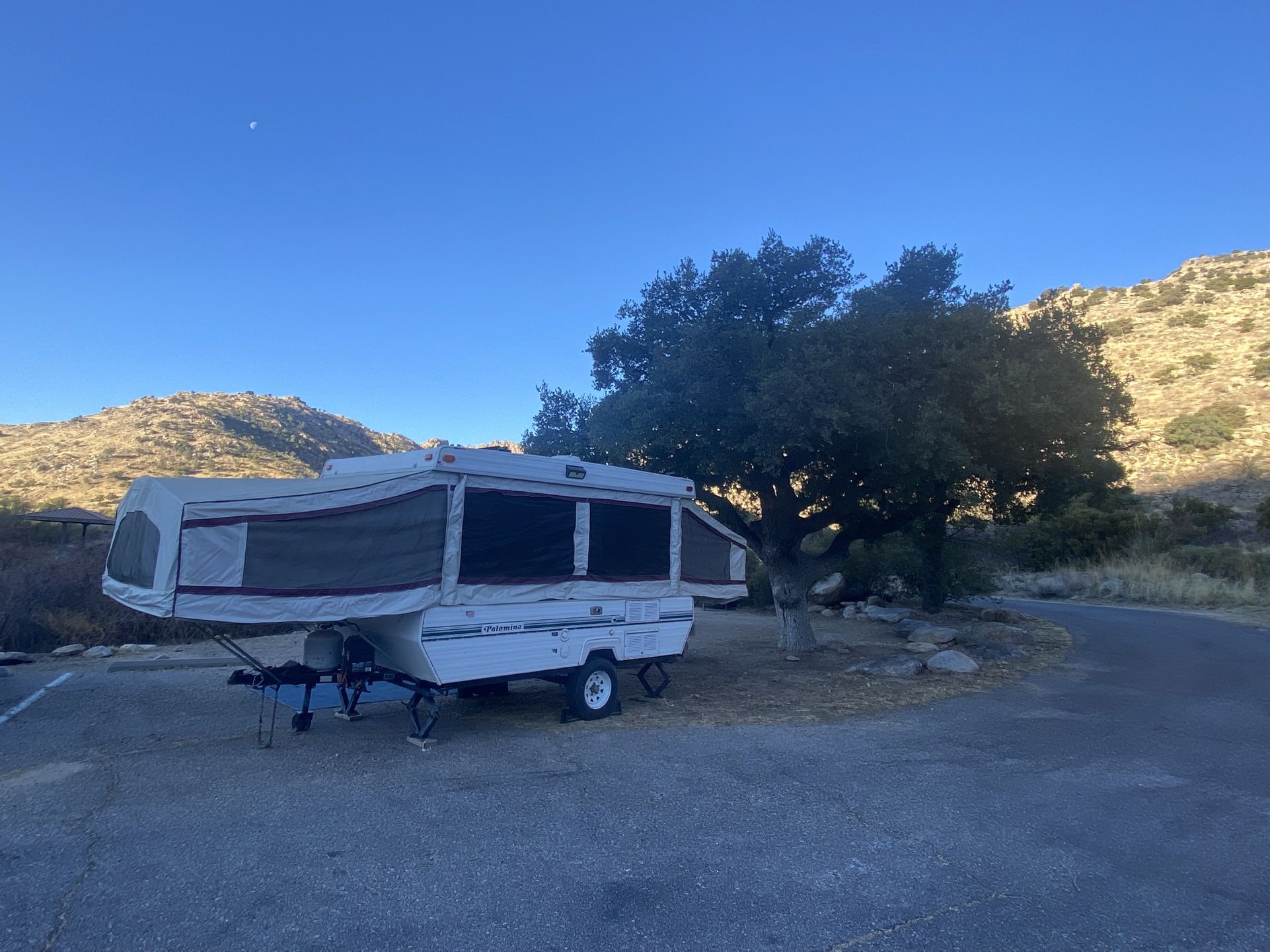 1997 Palomino Pop-up Camping Trailer