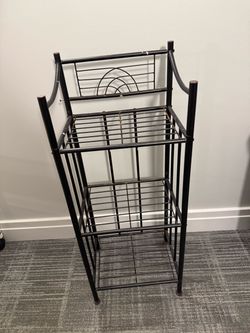 Black 3-Tier Metal Baker's Rack