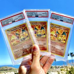 2016 Pokemon XY Evolutions Charizard  STAFF / Prerelease / Holo PSA 10