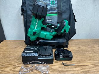 Metabo NV1845DAM HPT MultiVolt 1-3/4-in 15 -Degree Coil Cordless Roofing Nailer Kit