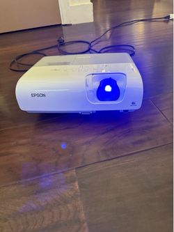 Epson PowerLite S5 3LCD Movie Projector / speaker / control