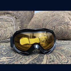 Used Unisex Ski/Snowboard Goggles