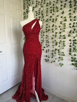 Ladivine By Cinderella Divine Glamorous On-Shoulder Red Sequin Dress