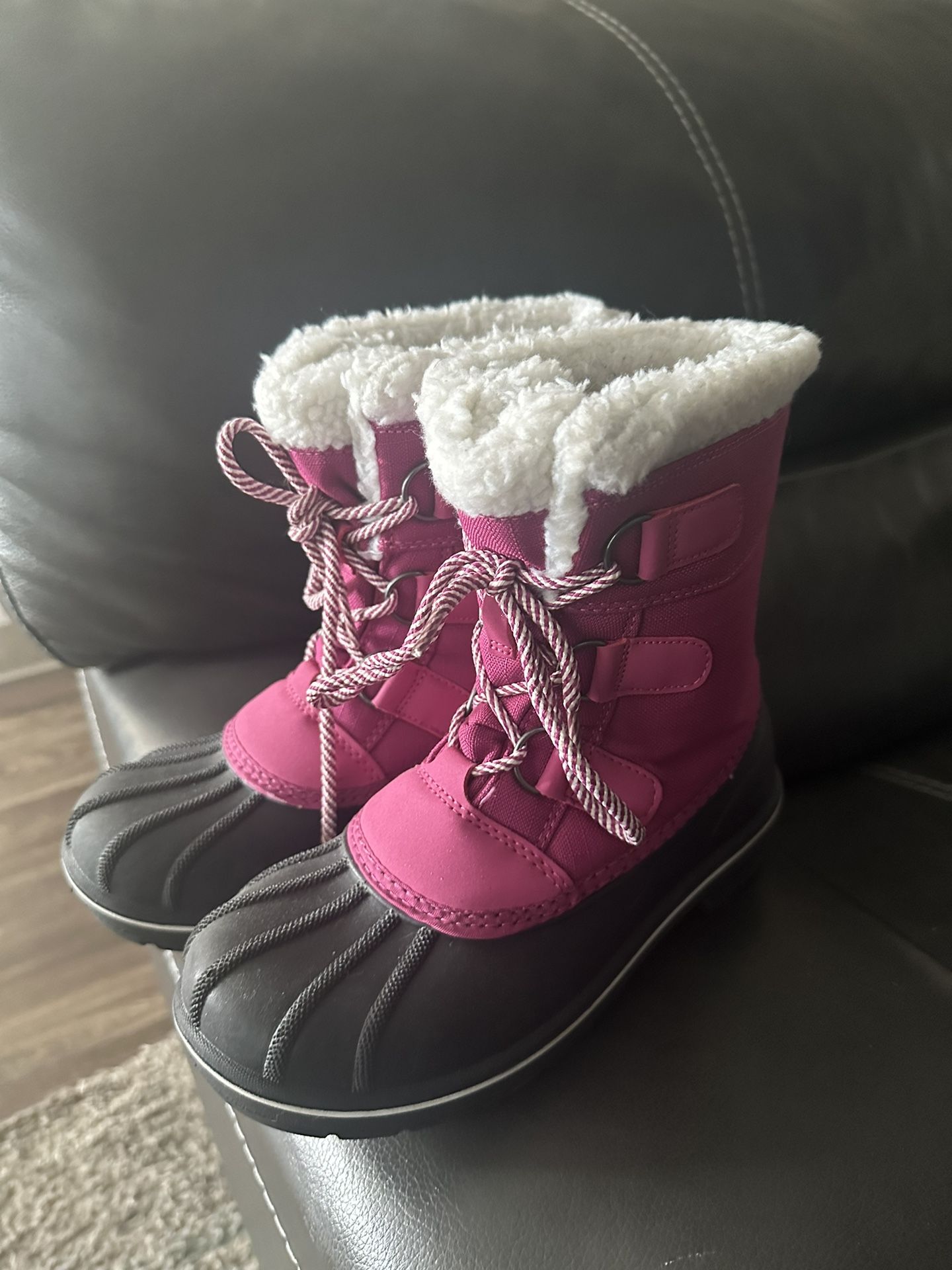 Cat & Jack Girl's Snow Boots