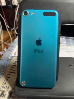 Blue Apple iPod Touch 5th Generation 12Gb