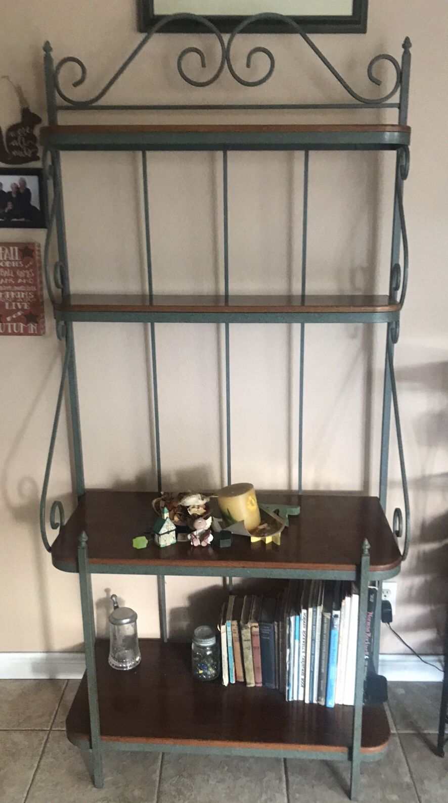 Baker’s Rack