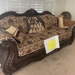 FREE COUCHES - Pick Up In El Cajon 